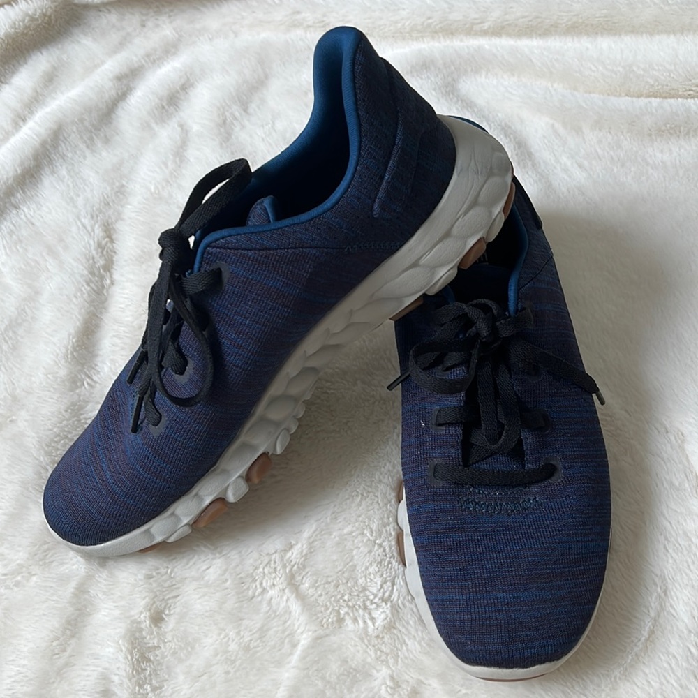 EUC Like New Merrell Women’s Dark/Navy Blue Lace Up Sneakers sz 8